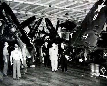 330-PS-6304 (USN 709041) (16949491527)