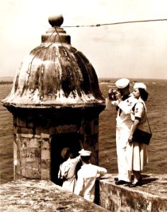 330-PS-6215 (USN 709020) (17046231178)