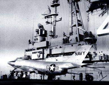 330-PS-6435 (USN 630051) (16969161118)