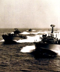 330-PSA-101-63 (USN 711287) (21738508183)