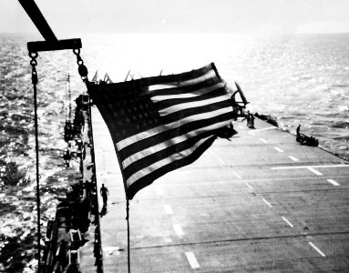 330-PS-771 (USN 710037) (19554385111)