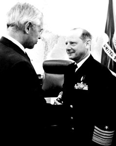 330-PSA-224-64 (USN 1105811) (22159259193)