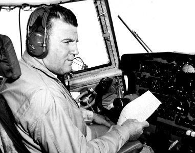 330-PSA-226-64 (USN 826530) (22780395155)