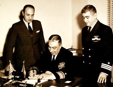 330-PSA-239-60 (USN 1050348) (21109393880)