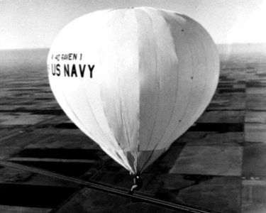 330-PSA-26-61 (USN 1052544a) (21438421506)