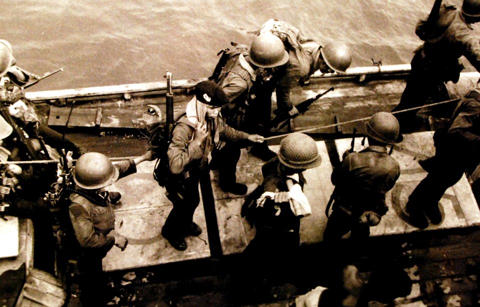 330-PSA-5-65 (USN 711489) (22527464547)