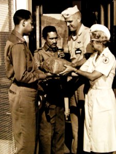 330-PSA-52-61 (USN 710875) (21277725399)