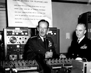 330-PSA-31-61 (USN 1052988) (21473210441)
