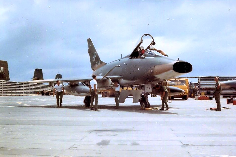 355th Tactical Fighter Squadron - North American F-100D Super Sabre 56-3374