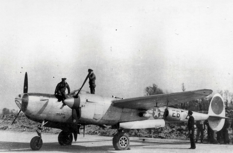 370th Fighter Group P-38 E6 Z