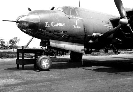 387th Bombardment Group - Crew of Martin B-26 Marauder El Capitan
