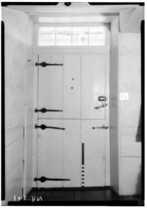 4. Historic American Buildings Survey, Nelson E. Baldwin, Photographer May 25, 1936, DETAIL OF INTERIOR OF FRONT ENTRAN - LOC - hhh.ny0912.photos.116052p