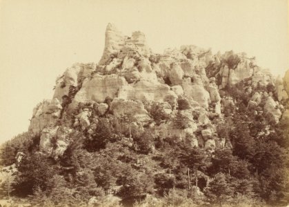 41. Paroi orientale de l'entrée du Cirque de Madas, à gauche la vallée de la Jonte (James Jackson, 1888) photo