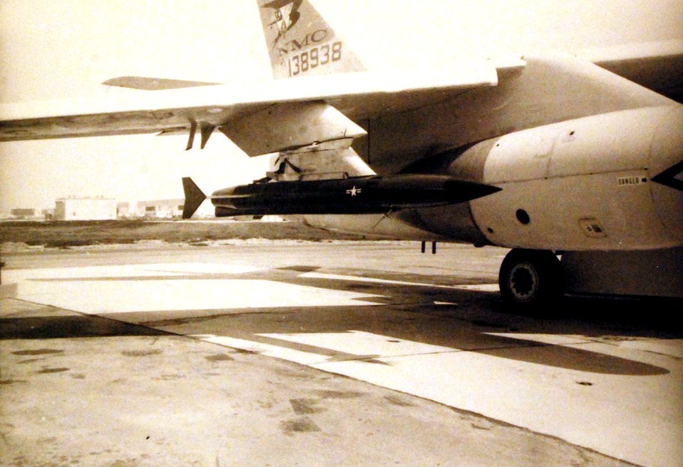 428-GX-KN-19855 Box 875 (23299459153)