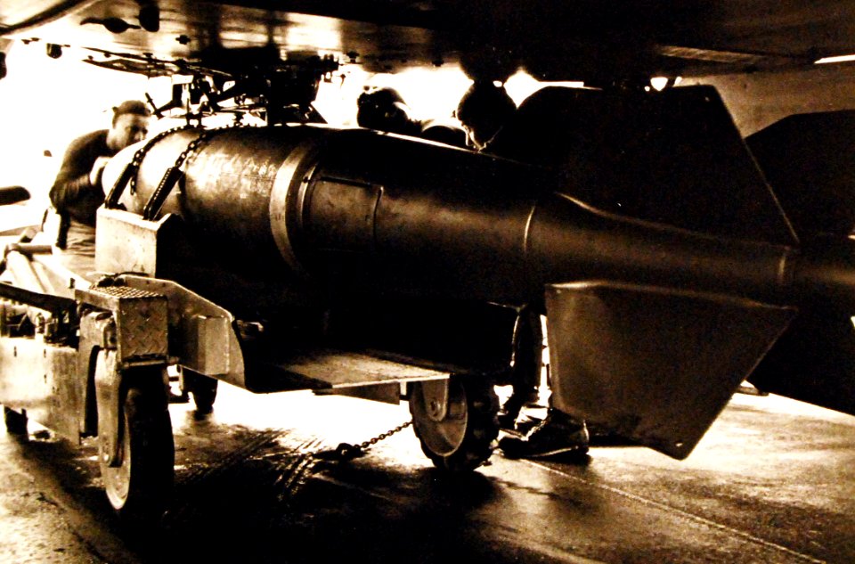 428-GX-USN 1142097 Box 873 (23002870214)