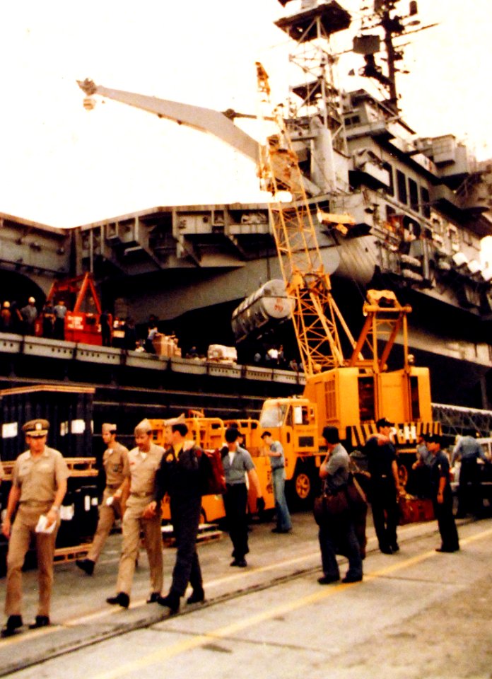 428-GX-USN 125486 (24792670604)