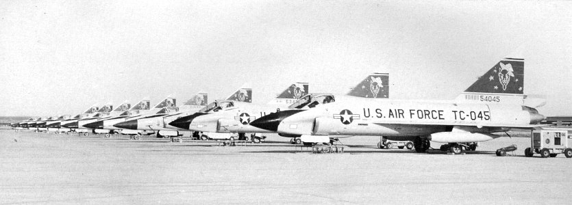 431st Fighter-Interceptor Squadron Convair F-102 Delta Daggers on flightline
