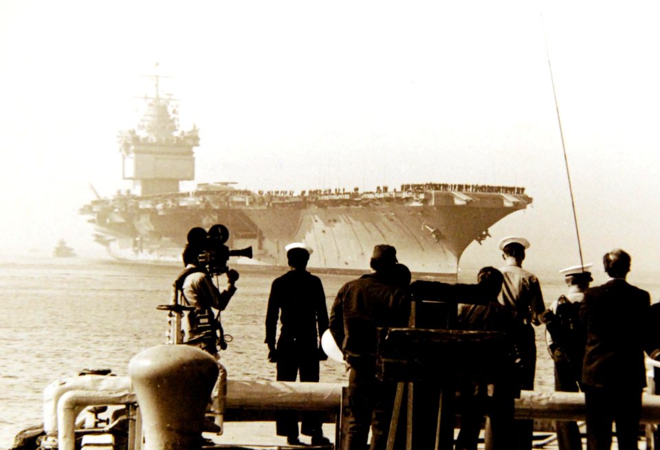 428-GX-USN-1151839 (26954096699)