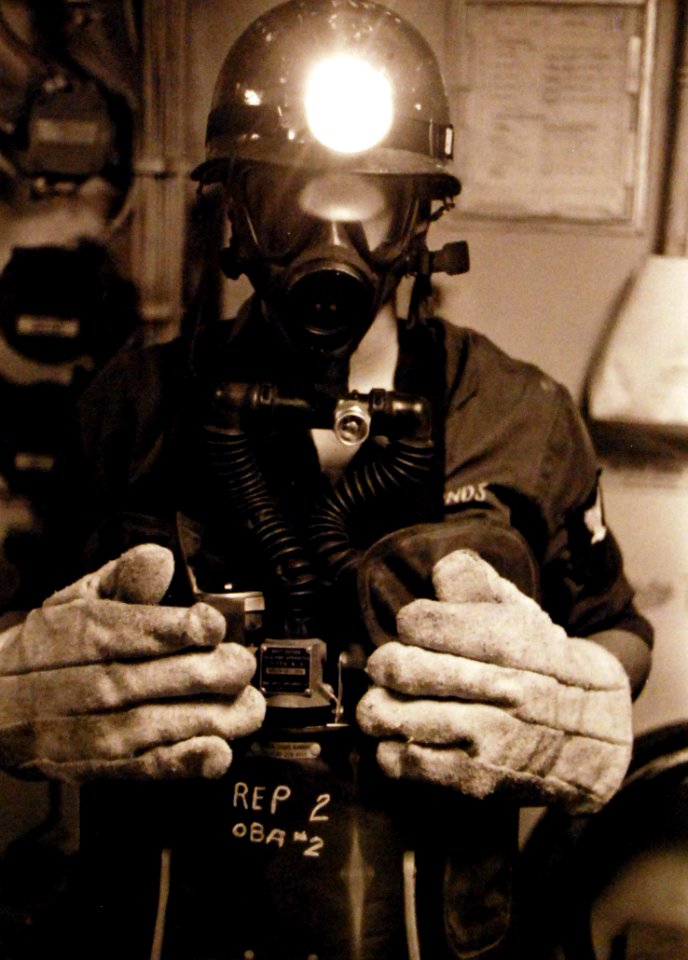 428-GX-USN-1173784 (25926694024)