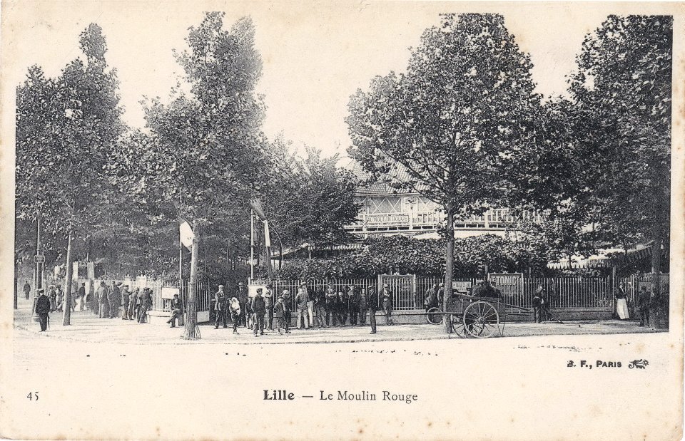 45 Lille — Le Moulin Rouge