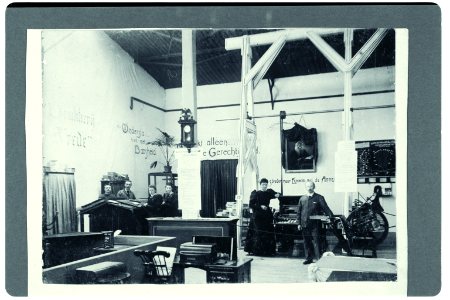 4698-Drukkerij Vrede-Nationale Tentoonstelling Vrouwenarbeid 1898