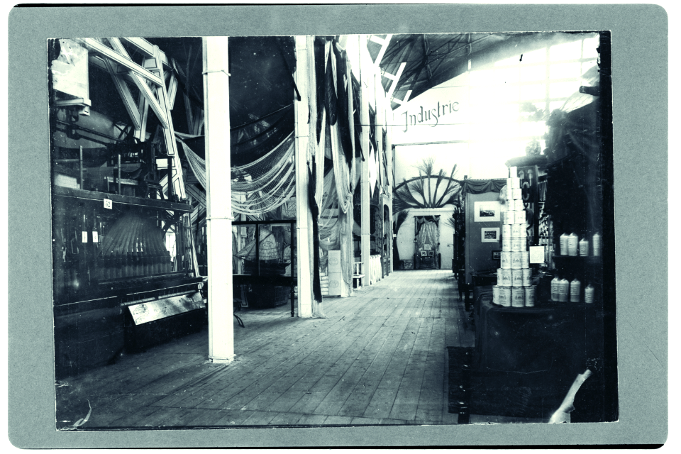 4693-Industriezaal-Nationale Tentoonstelling Vrouwenarbeid 1898
