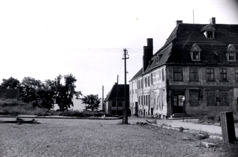 49 Kamień Pomorski - ulica Rybacka, widok w stronę zalewu