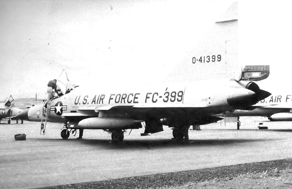 496th Fighter-Interceptor Squadron Convair F-102 Delta Dagger 55-1399 Prestwick Airport Scotland