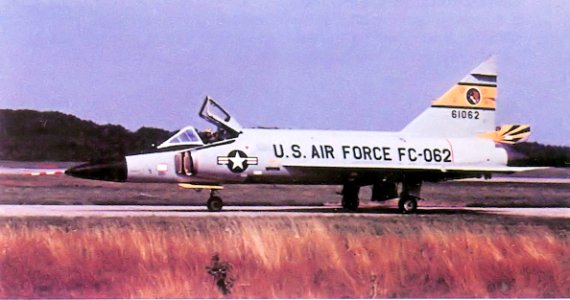 496th Fighter-Interceptor Squadron Convair F-102 Delta Dagger 56-1062