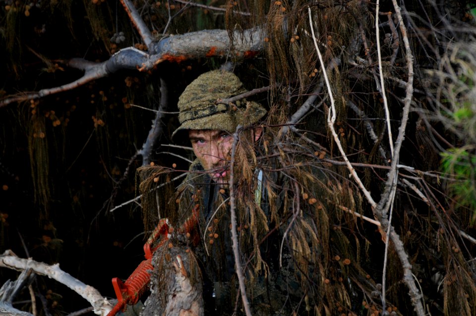 4th Force Reconnaissance Company Marines execute full mission profile 140823-N-AX577-079