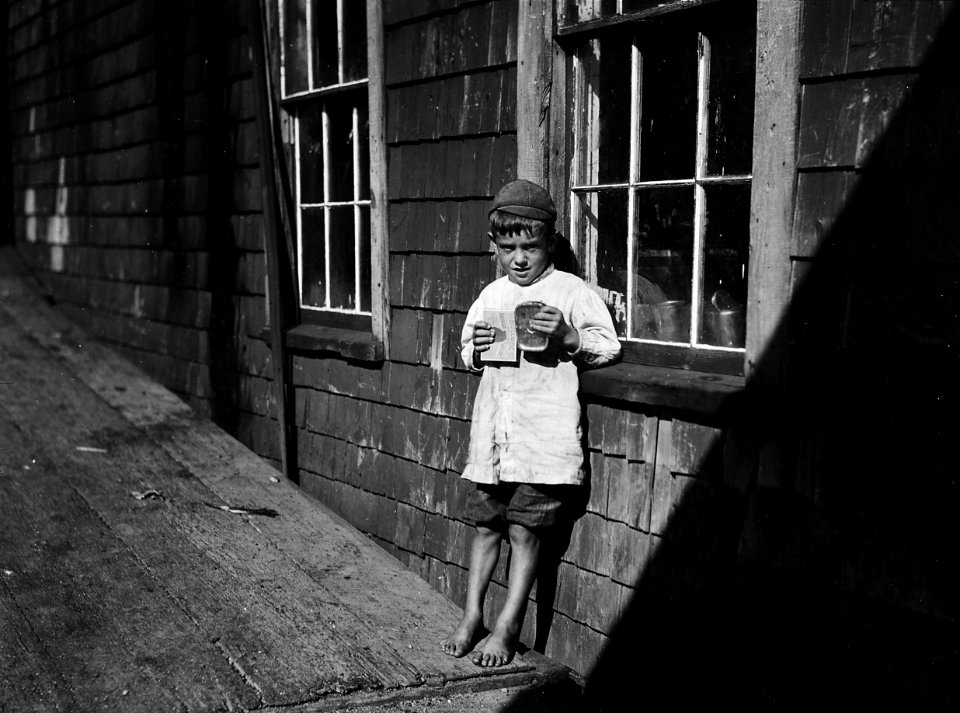 5 year old Preston, a young cartoner - NARA - 523449