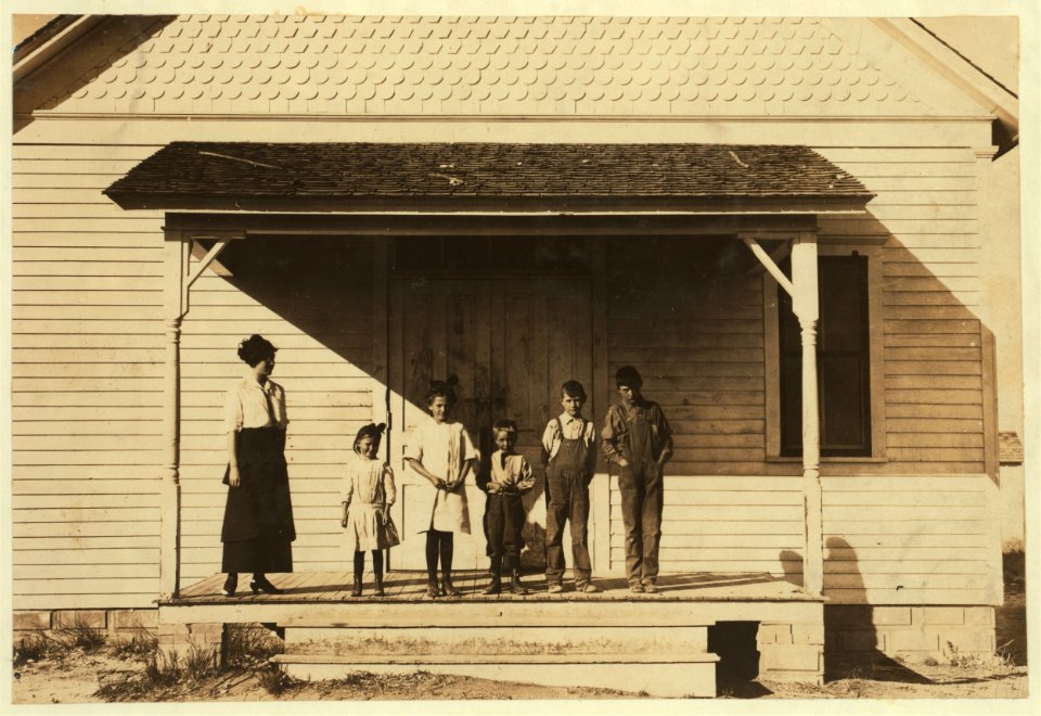 5 pupils present at School -6, Dist 3, Ft. Morgan, out of 35 expected as soon as beet work is done. School opened Sept. 20, over 5 weeks ago, and the attendance went up to 17 and then LOC nclc.00381