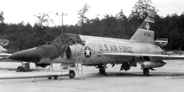 526th Fighter-Interceptor Squadron Convair F-102 Delta Dagger 56-1255