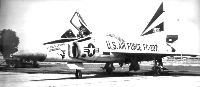 526th Fighter-Interceptor Squadron Convair F-102 Delta Dagger 56-1237
