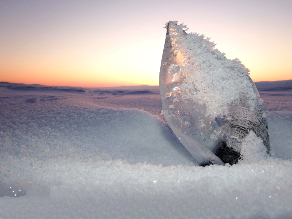 Ice floe winter hummocks
