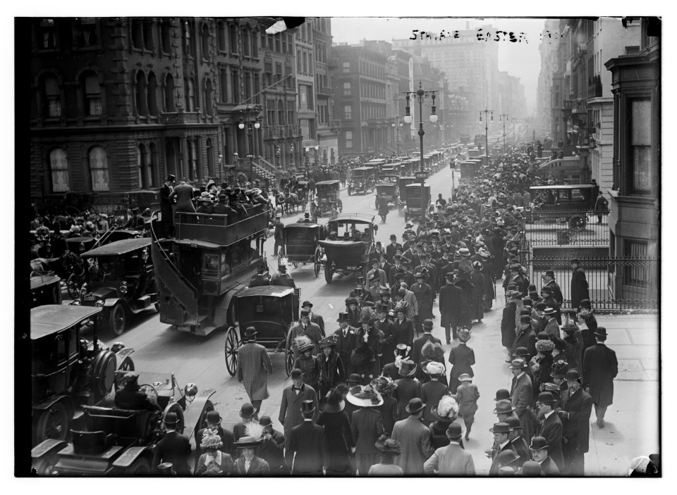 5th Ave. Easter, 1911 LCCN2014696649