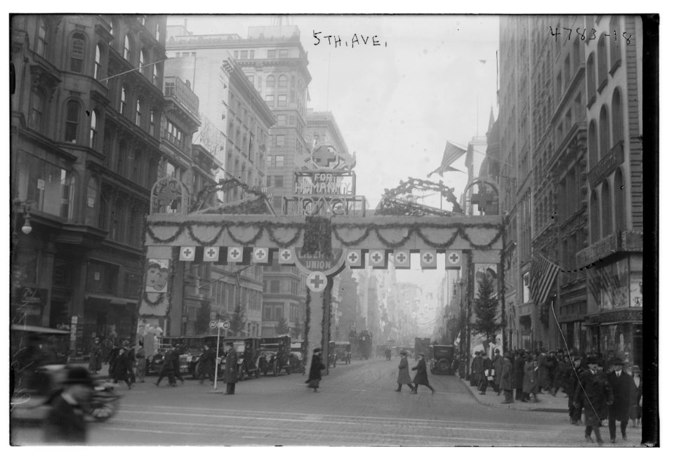 5th Ave. LCCN2014708171