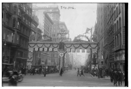 5th Ave. LCCN2014708171