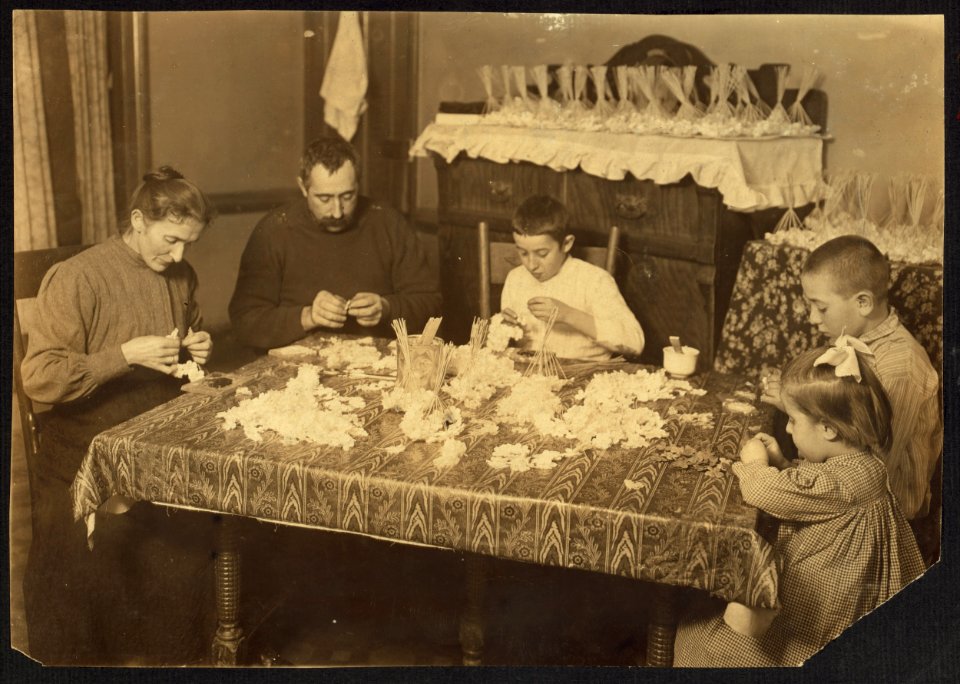 6 cents a gross. Make regularly from 10 to 12 gross a day. 122 Sullivan St. Mr. Malatesta - Helps because Health too bad work out. Mrs. Malatesta; Frank Malatesta, age 14; John Malatesta, LOC nclc.04072
