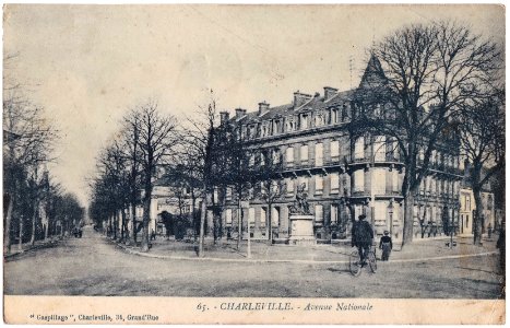 65. – Charleville. – Avenue Nationale (1)