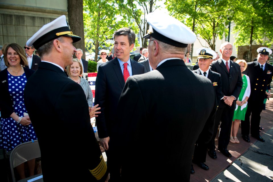 6th annual Chattanooga Armed Forces Day parade 150501-N-AT895-119