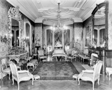 7. John M. Davies House, Drawing Room, Looking North