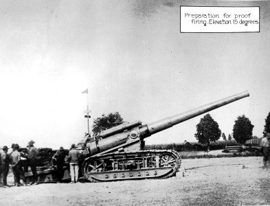 7-inch Tractor Mount Mark V gun, preparation for proof firing (18317002498)
