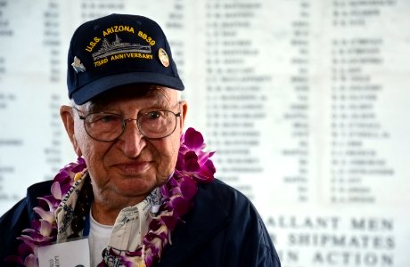 73rd Anniversary Pearl Harbor Day commemoration ceremony 141207-N-GI544-563
