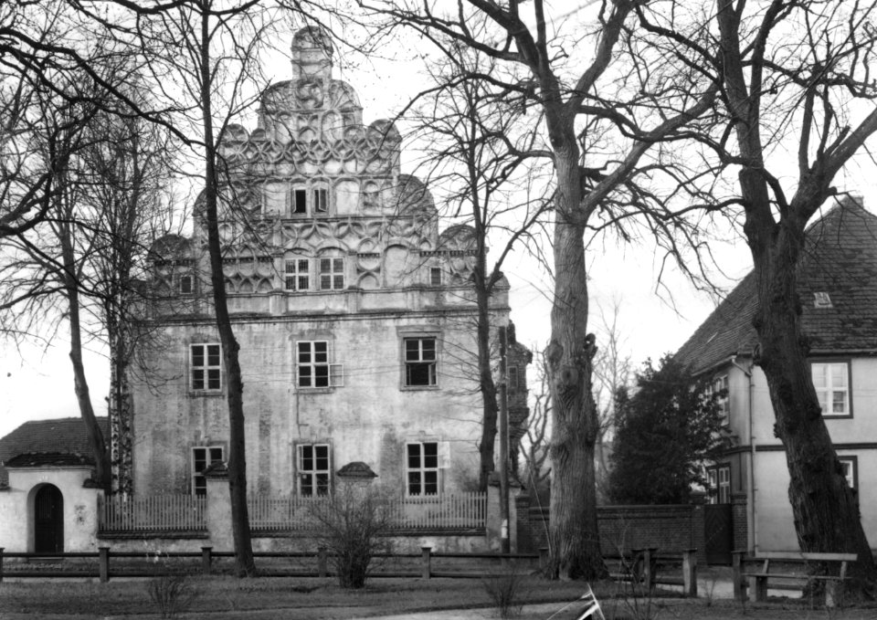 75 Kamień Pomorski - Pałac biskupi