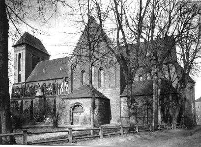 73 Kamień Pomorski - Katedra, widok od południa