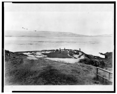 7th hole, Pebble Beach Golf Course, Del Monte, Calif. LCCN98509583
