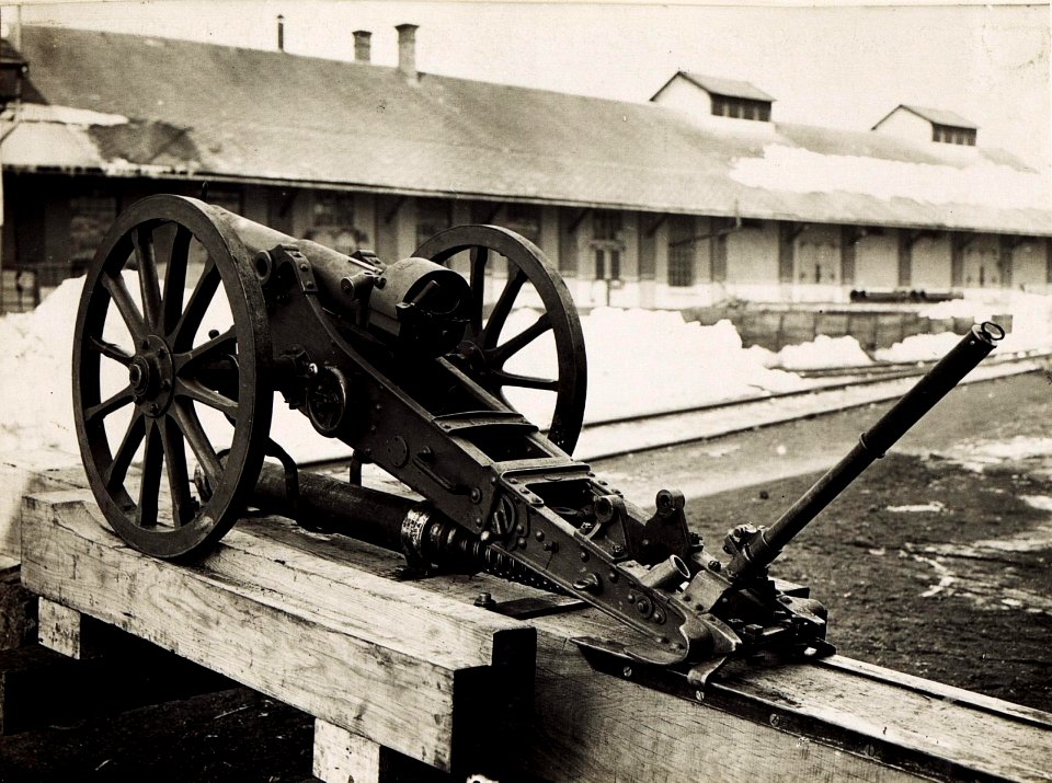 7cm M.99 Gebirgkanone mit Verschluss Kavernen-Rahmen. (BildID 15494788)