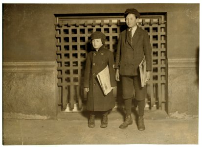 8 P.M. Harry Laudeman, 13 years old. Has sold papers for 7 years. Brother, Morris, 7 years old 46 inches high. Beginning. Hartford, Conn. LOC nclc.03294