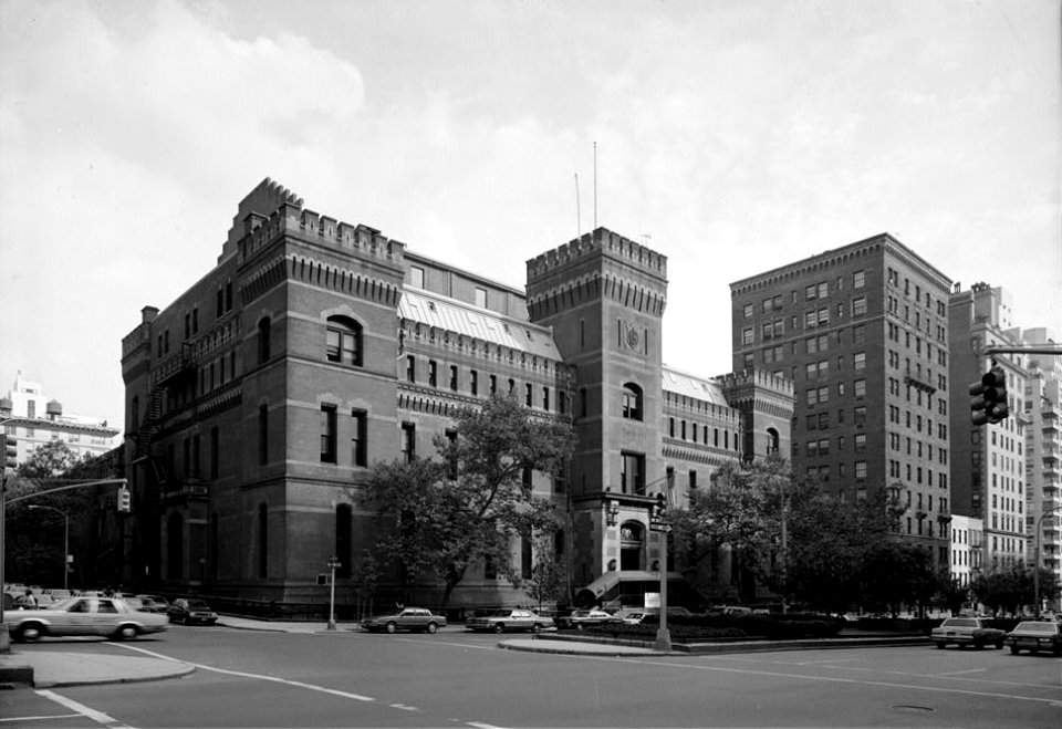 7th Reg. Armory - Park Ave exterior HABS NY,31-NEYO,121-7